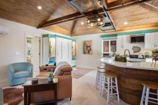 Private Cozy Modern Southwest Style Casita - 2