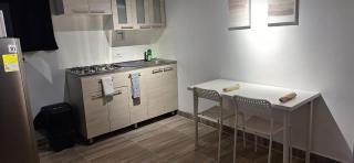 Amazing apartaestudio in the heart of Medellín laureles with a comfortable king size bed - 4