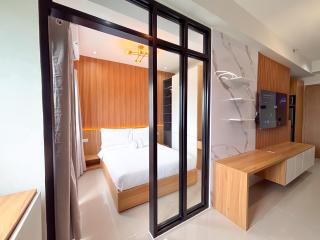 Bright Unit at Bloom near NAIA l WiFi & Netflix I BLOOM 0830 - 5