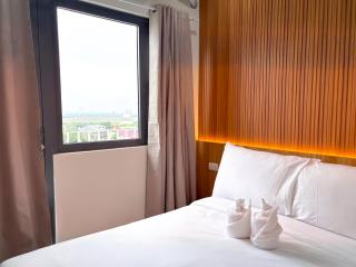 Bright Unit at Bloom near NAIA l WiFi & Netflix I BLOOM 0830 - 6
