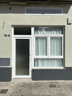 Apartamento Cómodo cerca del Puerto y la Playa - 1