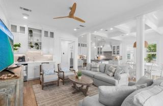 White Sand Escape At Destin Pointe Resort - 0