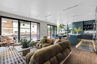 An Artistic Masterpiece by the Ocean home - 3