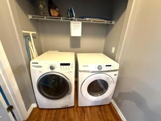 Lakefront and Lake View Condo on Indian Point - Branson - 2