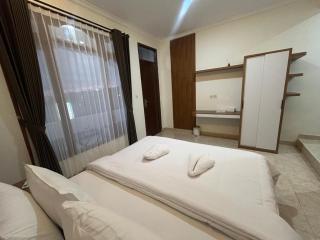 Pantai Ayu Homestay - 1