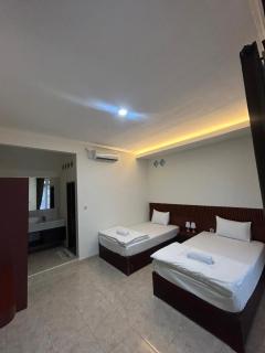 Pantai Ayu Homestay - 6