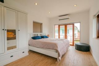 Hua Hin 5BR Villa - 1