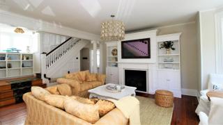 207 Howard Street - The "Schapteau" - 4