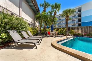 Ola Grande - Beachside Condos with Pool next to Cocoa Beach Pier - 2