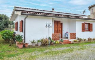 Stunning Home In Ricadi With Swimming Pool - 2
