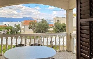 2 Bedroom Nice Apartment In Slatine - 4