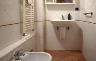 Stunning Apartment In Montecastelli Pisano With House A Panoramic View - 4