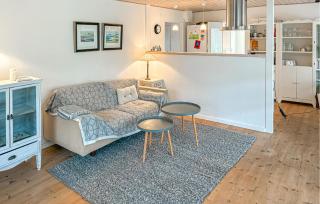 3 Bedroom Beautiful Home In Dronningmølle - 7