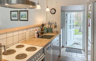 3 Bedroom Beautiful Home In Dronningmølle - 5
