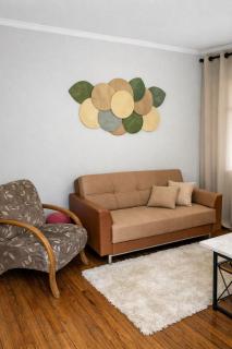 Casa ampla com garagem, 3 quartos, ideal para famílias, a 10 min do centro histórico - 0