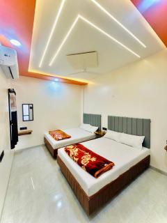 Shiv Guest house - 9
