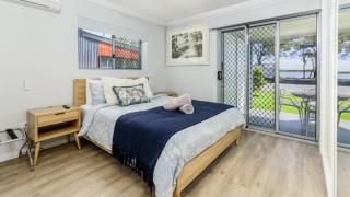 Bribie Beach Apartments X 3 - 7