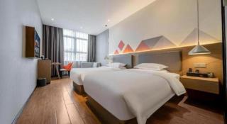 Borrman Hotel Zhonghsan Guzheng Huayi Plaza Light Rail Station - 2