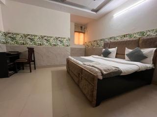 Hotel Stay Residency - Green Parkk - 7