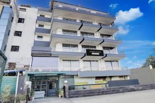 Super Townhouse Sector 39 Gurgaon - 1