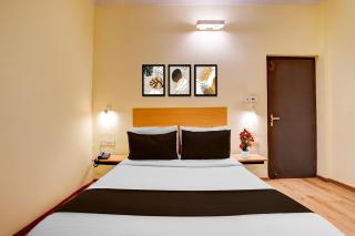 Super Townhouse Singapore Mall Formerly Hotel Sunshine - 4