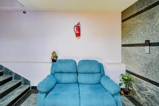 Hotel O Hafizpet Railway Station Formerly Noble Grand - 6