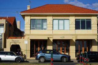 Beachfront Art Deco Apartment - Marine Parade, St Kilda - Melbourne - 4