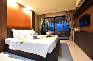 The Breeze Lipe Resort - 9