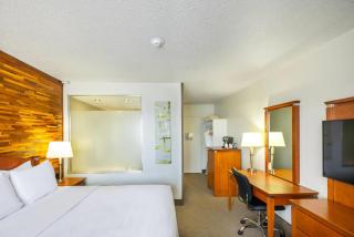 Quality Inn Rouyn-Noranda - 1
