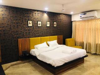 Townhouse Garudeshwar Dutt Temple Formerly The Grand Unity - 9