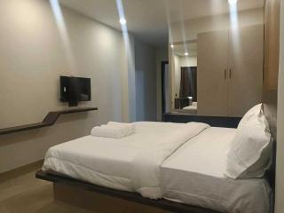 Townhouse Garudeshwar Dutt Temple Formerly The Grand Unity - 4