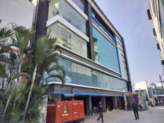 POP 84353H Hotel Himalayan - 3