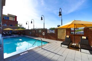 Hilton Garden Inn Savannah Historic District - 3