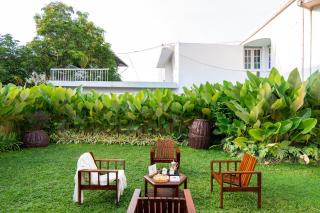 ELIVAAS Valiyaveetil Mansion 5-BHK Mansion With Private Pool, Home Theatre, Garden & Lift Near New Marine Drive - 9