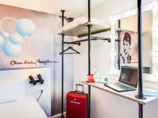 Ibis Styles Paris Saint Denis La Plaine - Saint-Denis - 8