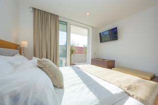 Pool apartment Maja & Petra - 3