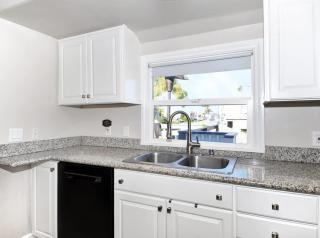 313 E Bay B - Sweet Bay Views from Spacious Deck - 4