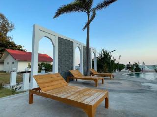 The Princess Beachfront Resort - 2