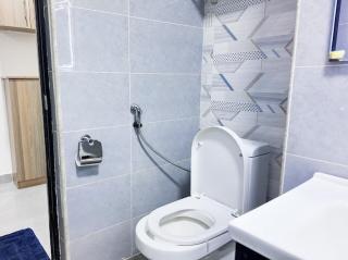 Relaxing 1 bdr with a king bed and free parking - 8