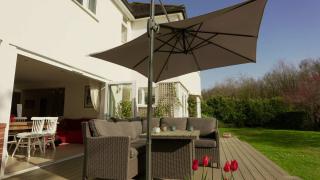 Spacious Home in the Cotswolds Parking & Garden - 9