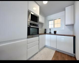 Apartamento con Piscina y Parking - 9