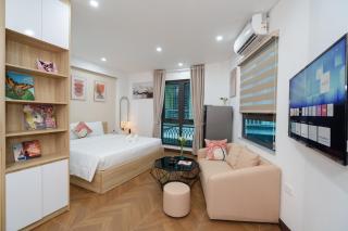 Fusion WestLake - Balcony & Natural Light - Modern Apartments - 5