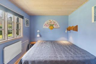 Lovely Holiday Home Near Sandy Beach - 2