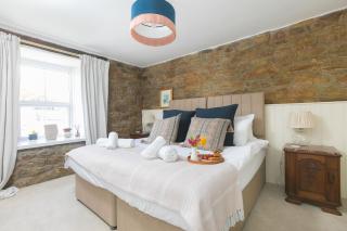 1 The Old Corn Store - 8