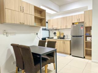 Cozy Suria Residence, Bukit Jelutong - 7