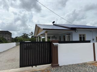 D Padang Telaga Homestay - 9