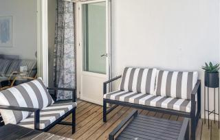 Awesome Apartment In Faaborg With Private Swimming Pool, Can Be Inside Or Outside - 0