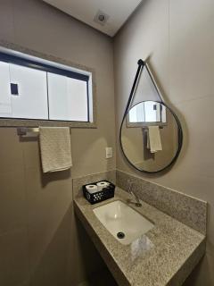 Suíte Royal - localização privilegiada, prático e confortável - 3