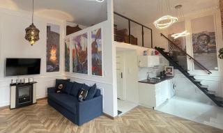 Klimatyczny Loft z Antresolą Centrum blisko PIOTRKOWSKA MURALOWA PRZYSTAŃ klimatyzacja - 0