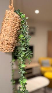 Modern 2-Bed Apartment - 2-Min Walk to Bromley-by-Bow Station - Fast Central London Access - 3